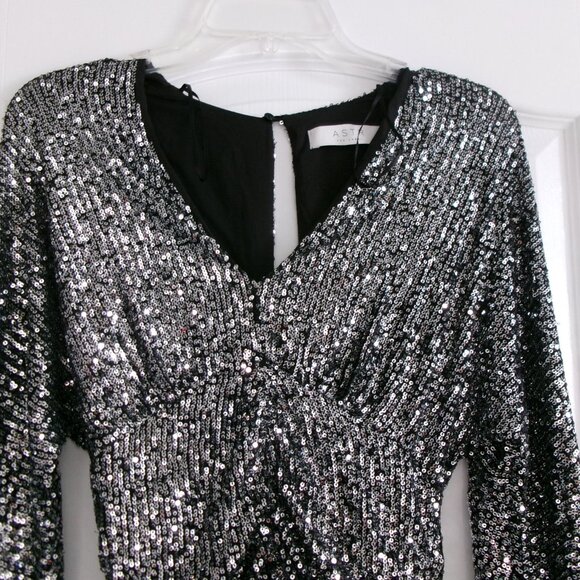 New ASTR The Label Black Sequin Silver Balloon Sleeve Ruched Mini Dress XS NWOT - Picture 5 of 13